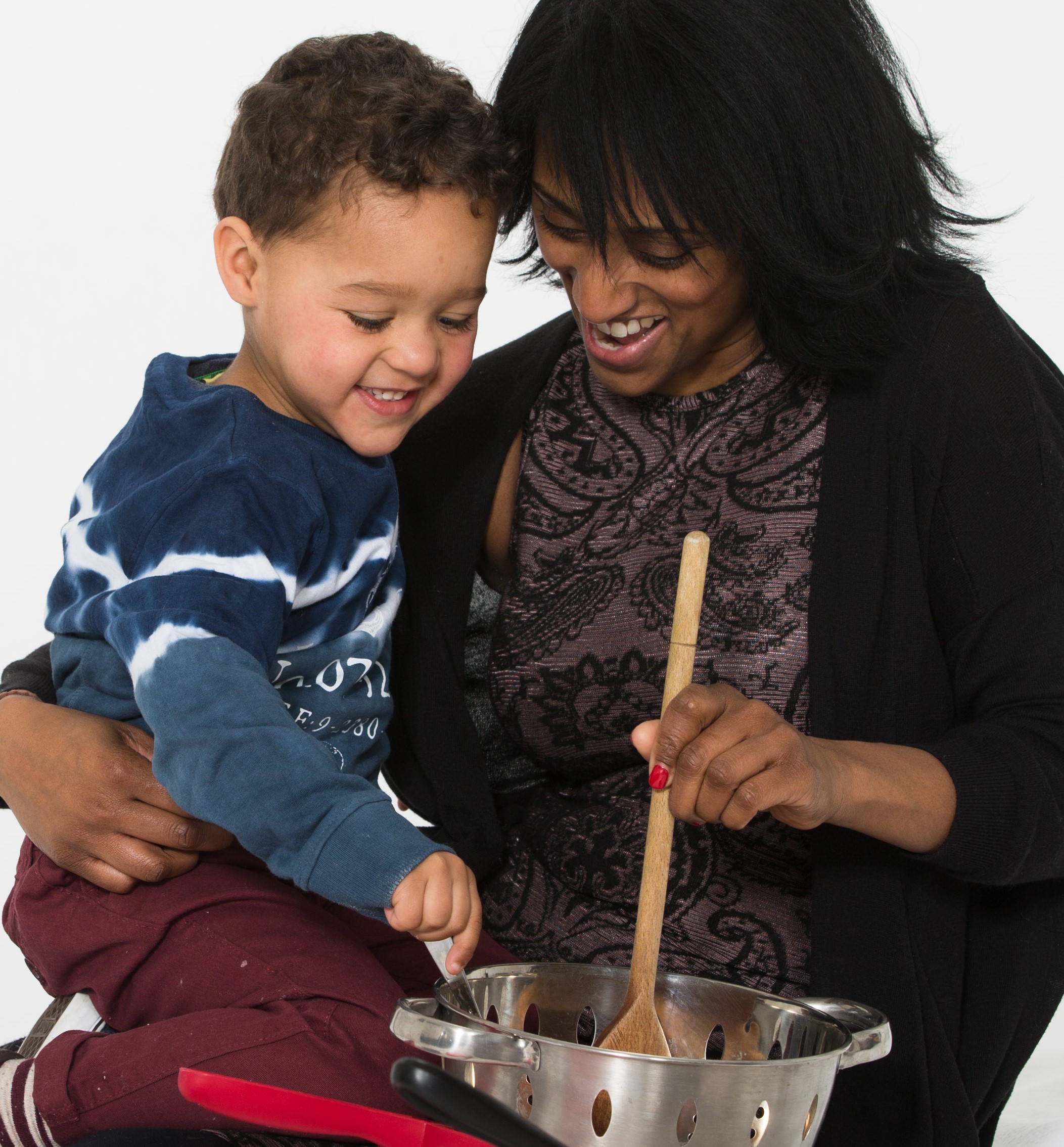 mum and toddler playing with pots and pans